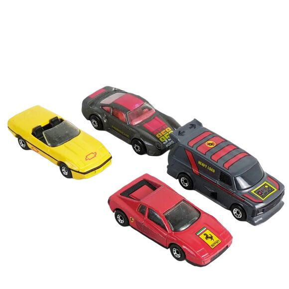 Set of 4 Vintage 1980s Matchbox DieCast Cars Ferrari Corvette Supervan Porsche - Picture 3 of 5